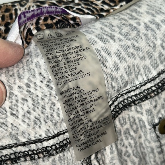 Tanjay Women's Size 14 Animal Print Bodycon Capri Pants - Picture 11 of 11